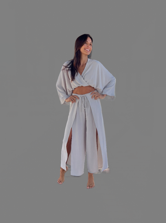 Nusa wrap top